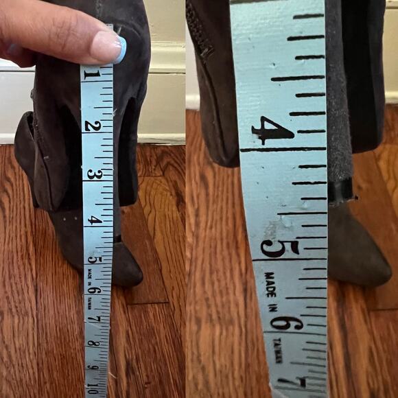 Kathy Van Zeeland Gray Faux Suede Embellished Ankle Booties Size 9M 4.2in Heel - Picture 14 of 16